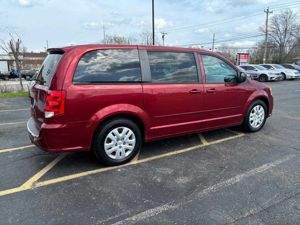 Used 2014 Dodge Grand Caravan SE w/ Quick Order Package 29E SE image 4