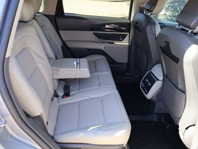 Used 2024 Lincoln Nautilus Reserve w/ Equipment Group 202A image 15