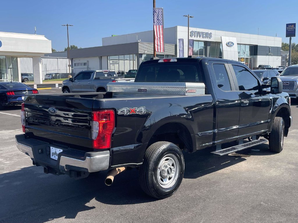 Used 2021 Ford F250 XL w/ Power Equipment Group AWD/4WD image 3