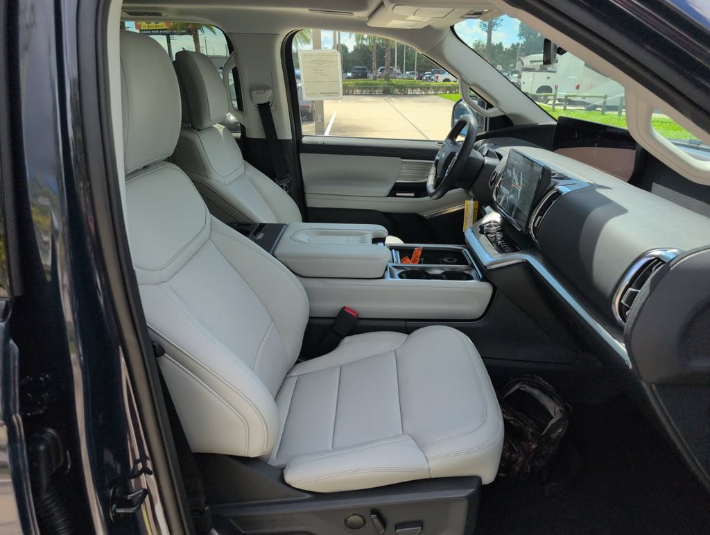 New 2027 Ford Expedition Platinum AWD/4WD image 11