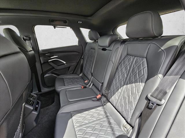 New 2026 Audi SQ5 Premium Plus AWD/4WD image 16