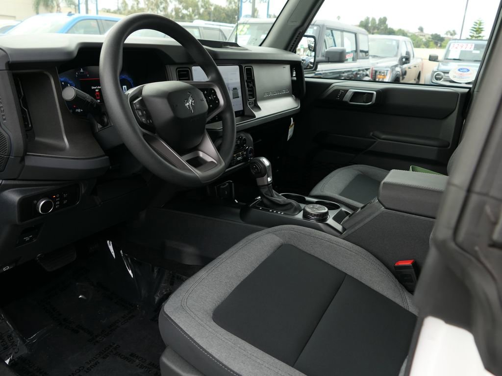 Used 2025 Ford Bronco 4-Door image 13