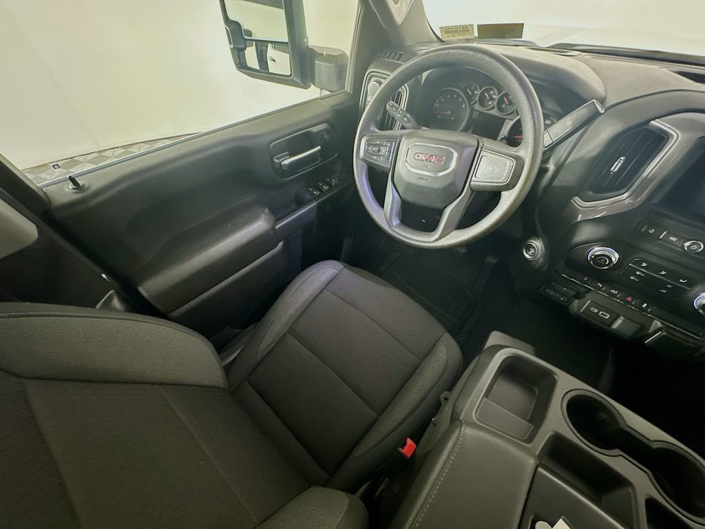 Used 2024 GMC Sierra 2500 Pro w/ 1SA Pro Safety Plus Package image 9