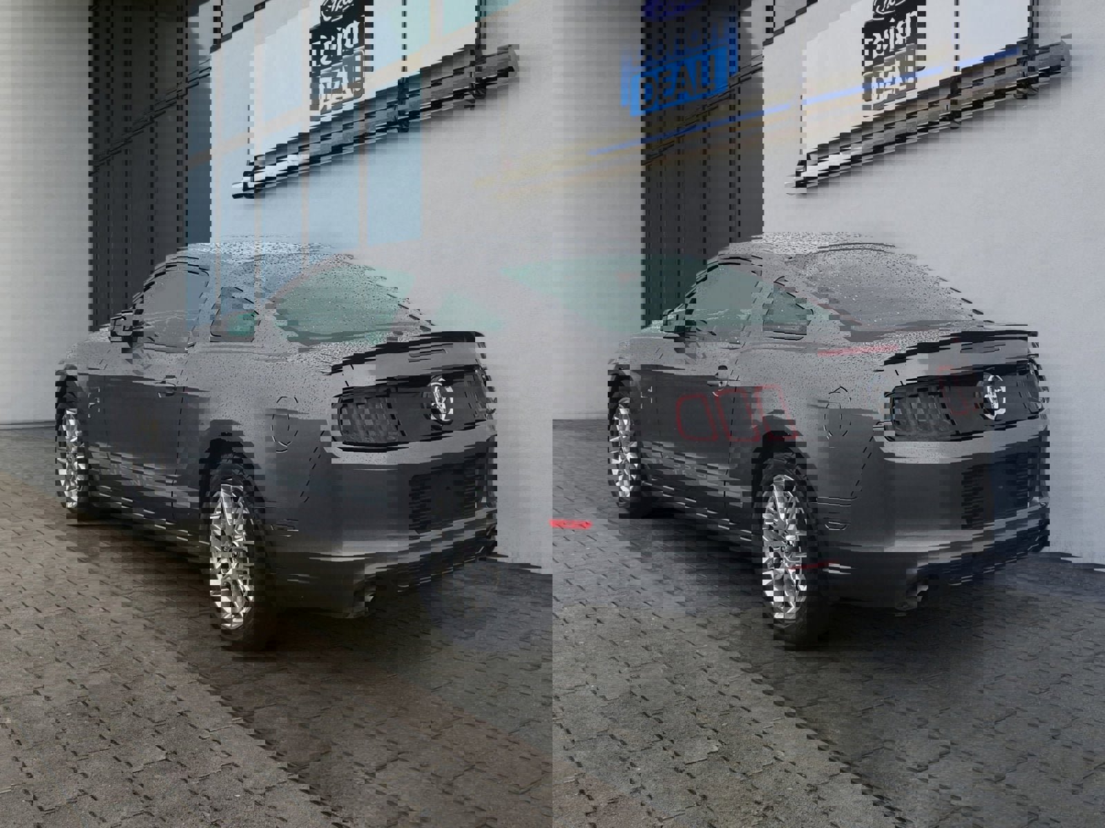 Used 2014 Ford Mustang Premium w/ Equipment Group 202A image 5