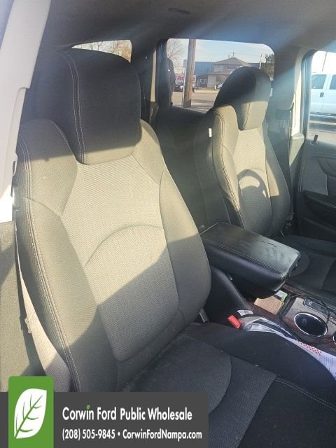 Used 2014 Chevrolet Traverse LT image 13