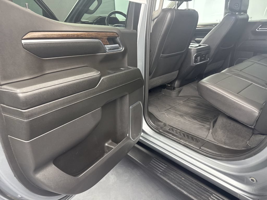 Used 2024 GMC Sierra 1500 Elevation w/ Elevation Premium Package AWD/4WD image 35