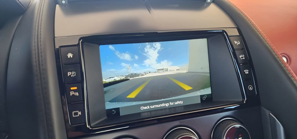 Used 2018 Jaguar F-TYPE R image 29