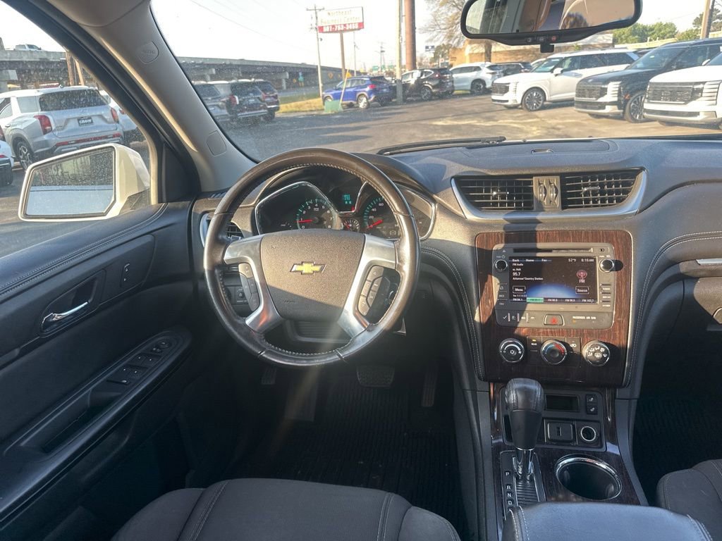 Used 2016 Chevrolet Traverse LT image 21