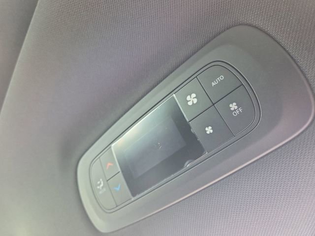 New 2026 Chrysler Pacifica Limited w/ Trailer Tow Group image 37