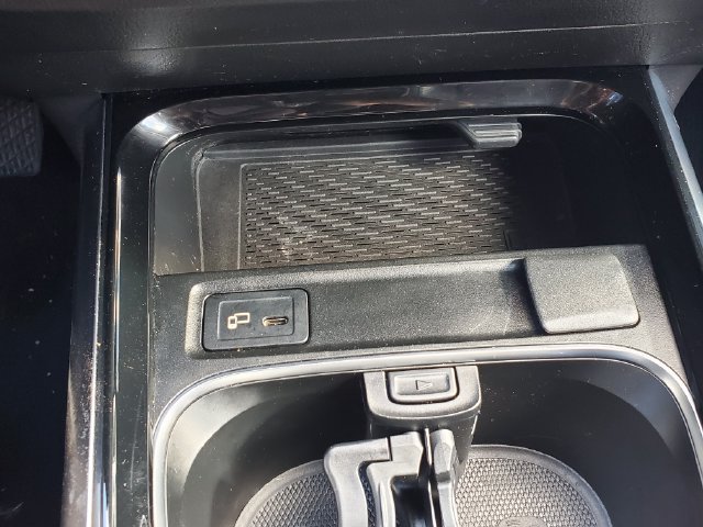 Used 2021 Mercedes-Benz GLA 250 4MATIC image 29