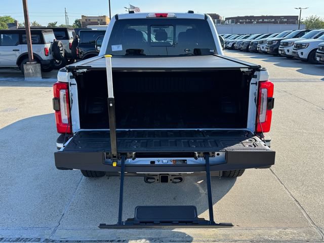 New 2026 Ford F250 Platinum w/ Platinum Plus Package AWD/4WD image 4