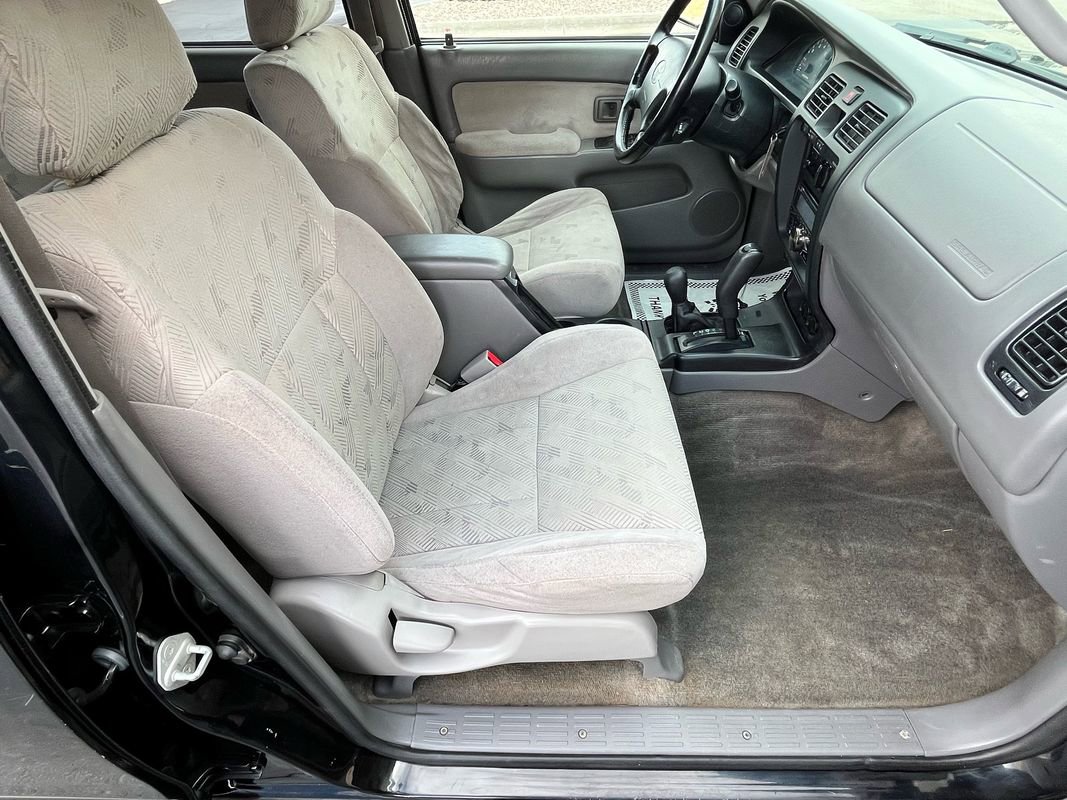 Used 2002 Toyota 4Runner SR5 image 20