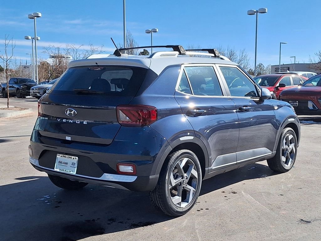New 2025 Hyundai Venue Limited image 3