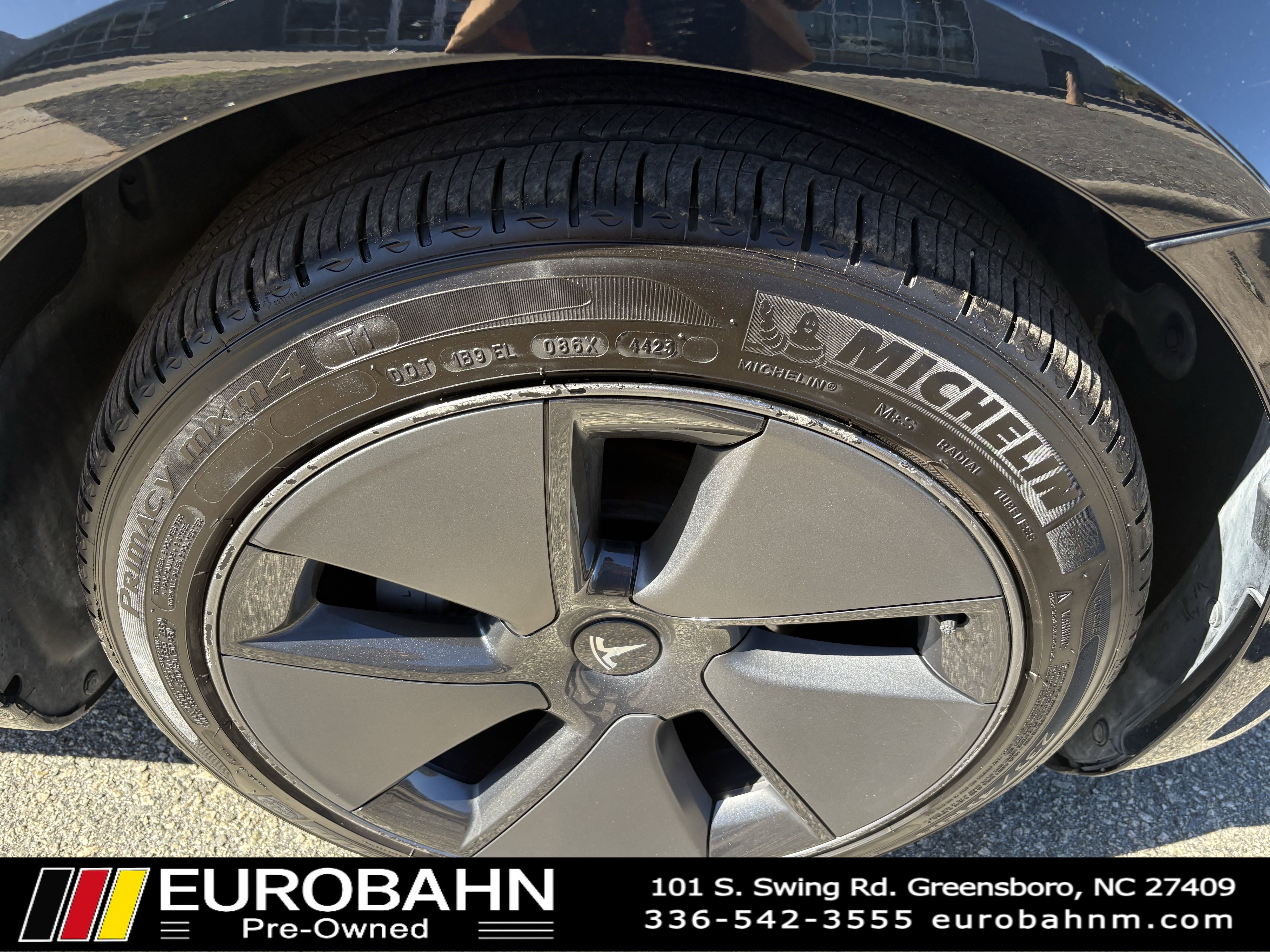 Used 2023 Tesla Model 3 Standard Range image 34