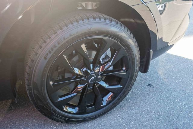 Certified 2023 Kia Sorento SX image 8