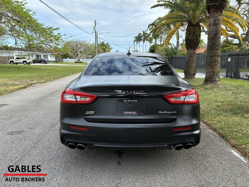 Used 2017 Maserati Quattroporte S GranSport Q4 AWD/4WD image 12