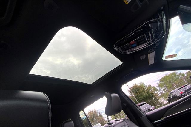 Used 2022 Jeep Grand Cherokee L Overland w/ Luxury Tech Group IV image 25