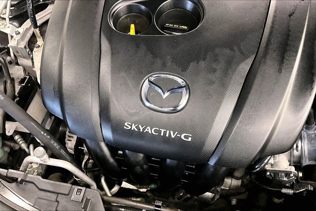 Used 2021 MAZDA MAZDA3 s FWD image 31