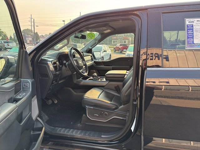 Used 2023 Ford F150 Lariat w/ Equipment Group 502A High image 22