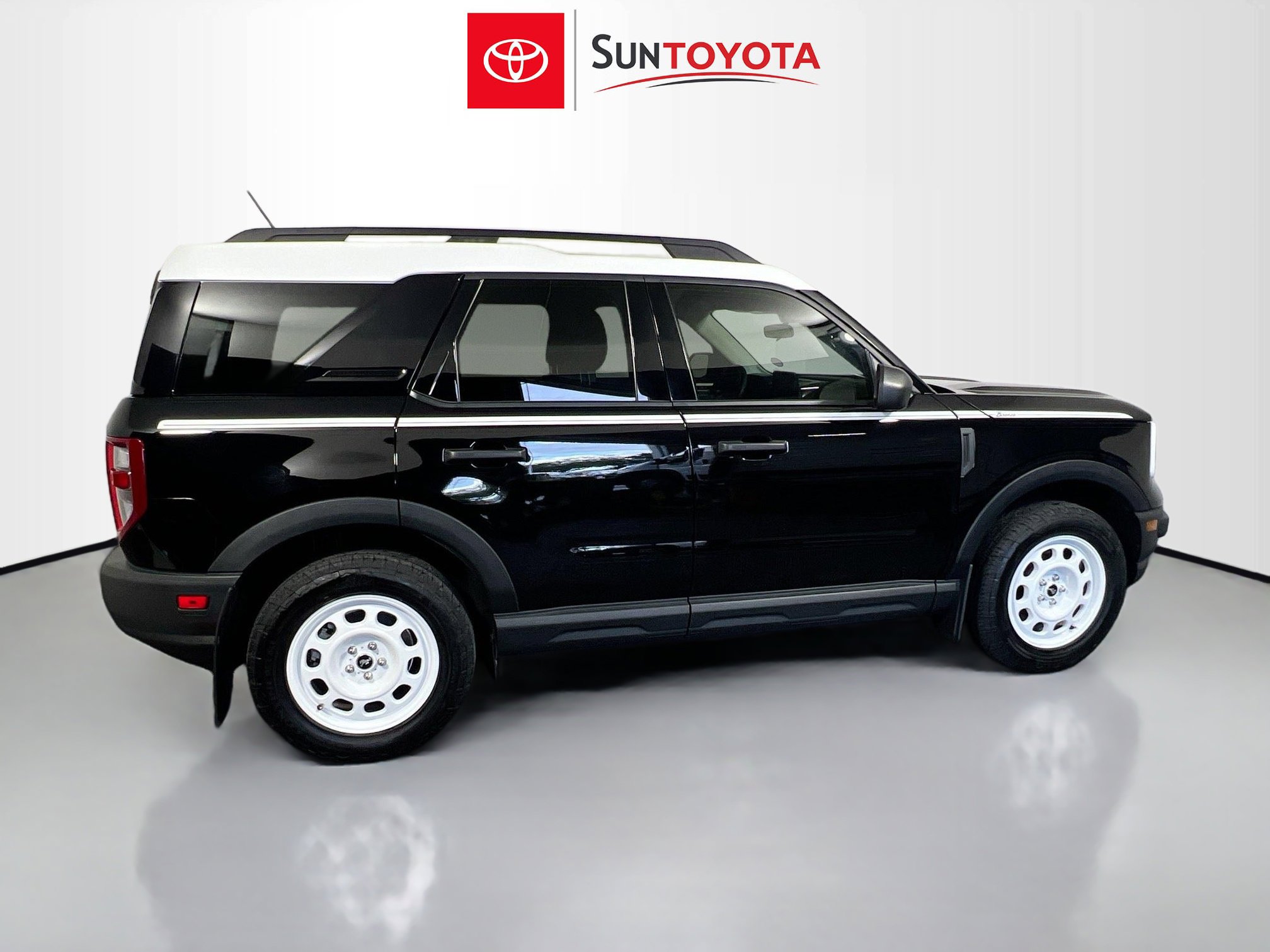 Used 2024 Ford Bronco Sport Heritage image 2