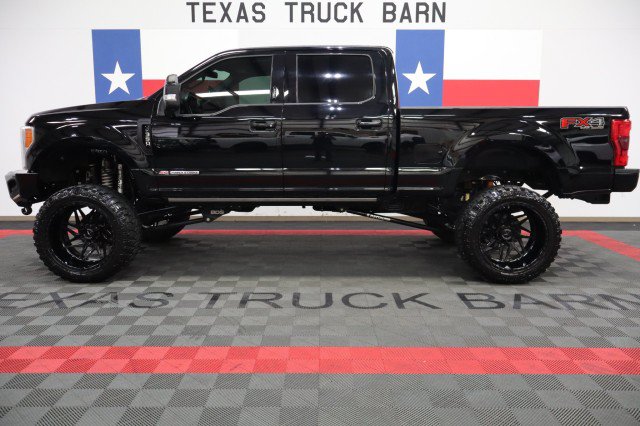 Used 2017 Ford F350 Platinum w/ Platinum Ultimate Package AWD/4WD image 1
