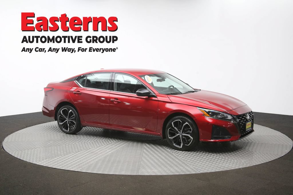 Used 2023 Nissan Altima 2.5 SR AWD/4WD image 46