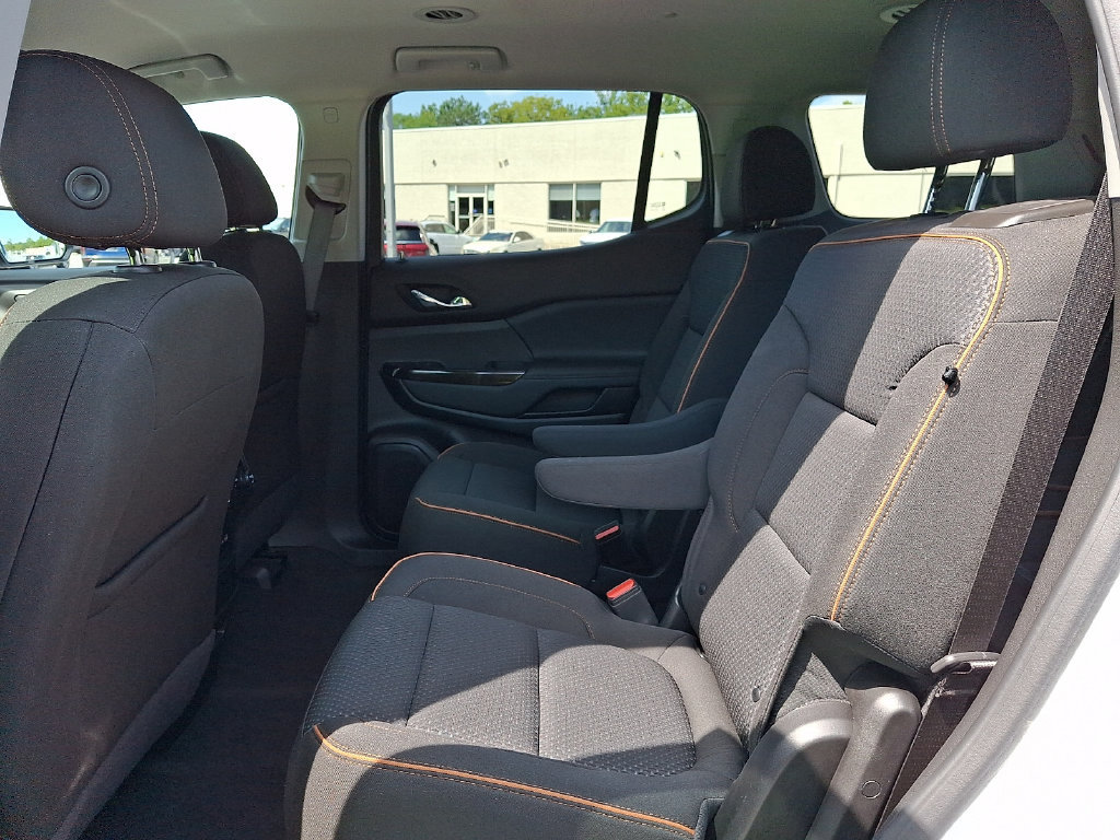 Used 2023 GMC Acadia AT4 AWD/4WD image 11