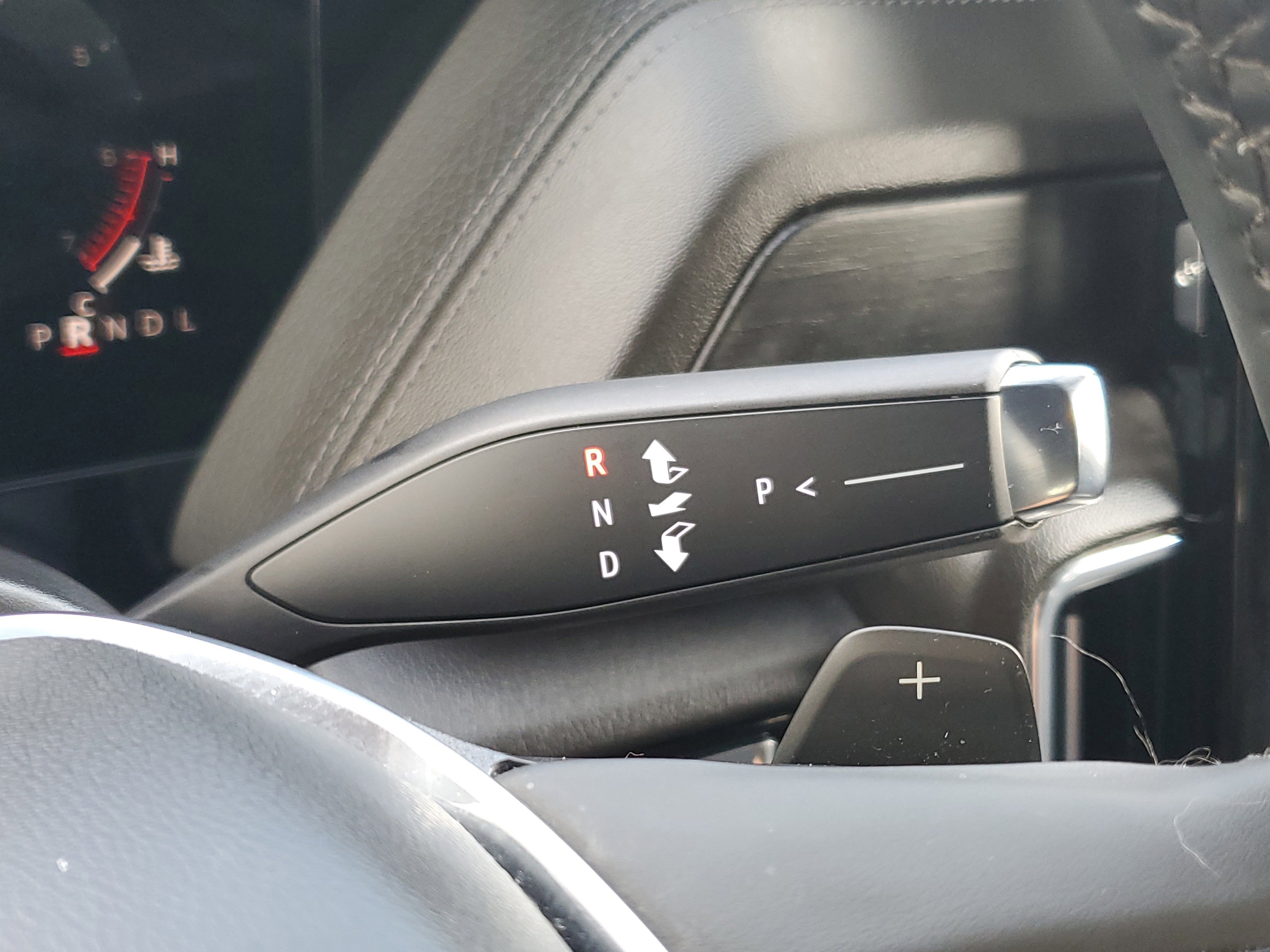 Used 2025 GMC Yukon XL Denali image 30