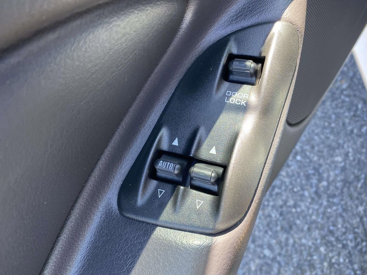 Used 2000 Plymouth Prowler RWD image 13