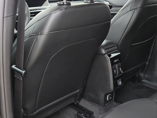 New 2026 Jeep Compass Latitude AWD/4WD image 21