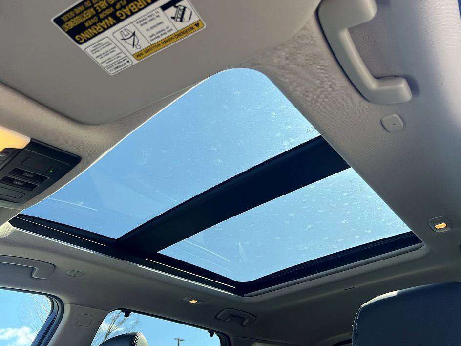 Certified 2024 Nissan Rogue SL w/ SL Premium Package image 19