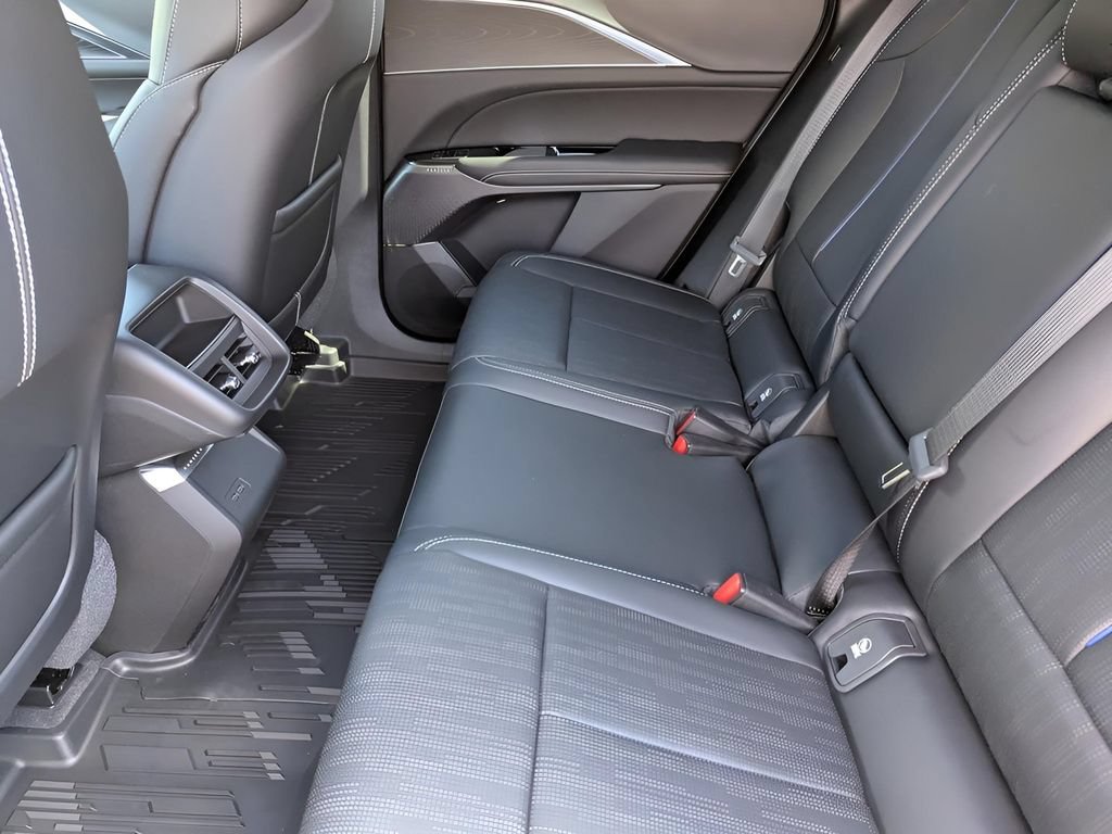 New 2026 Cadillac Lyriq Luxury w/ LPO, Floor Liner Package AWD/4WD image 13