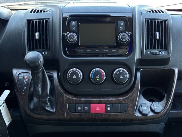Used 2021 RAM ProMaster 2500 w/ Premium Appearance Group FWD image 24