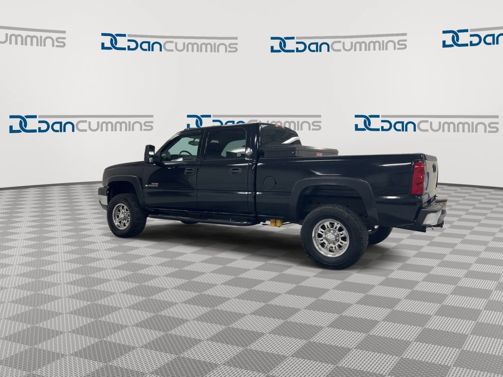 Used 2004 Chevrolet Silverado 2500 LT w/ Skid Plate Package AWD/4WD image 6