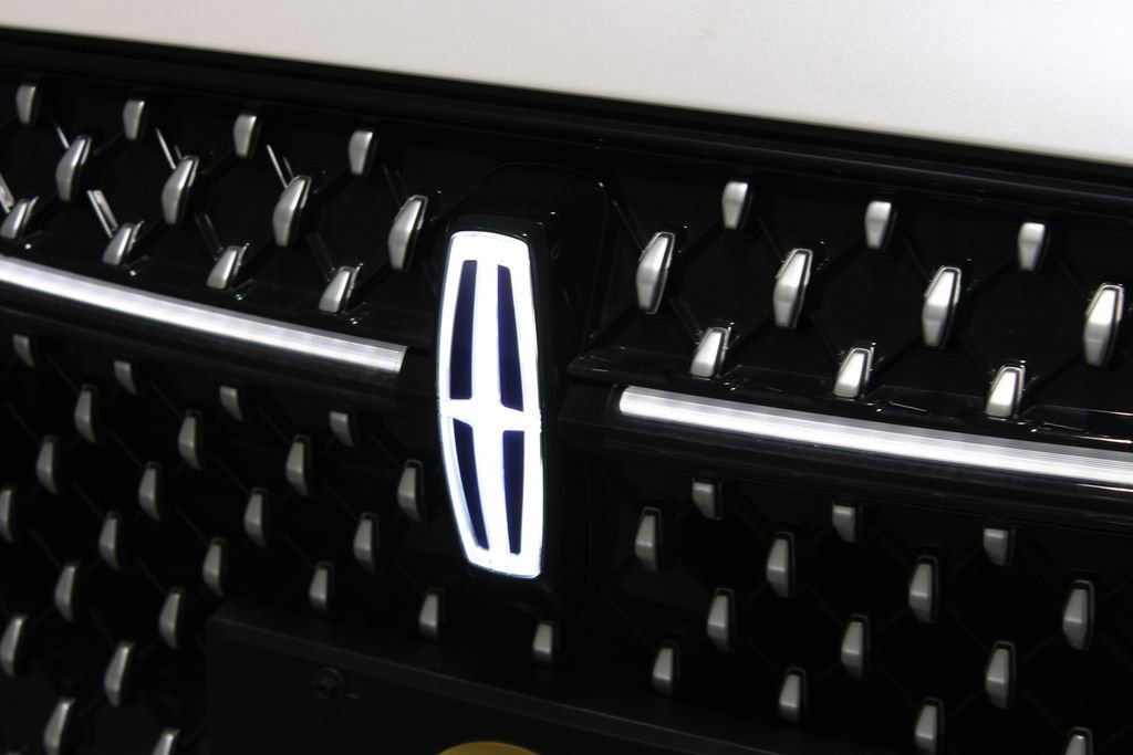 New 2026 Lincoln Nautilus Reserve image 57