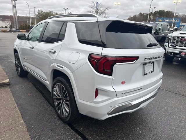 New 2026 GMC Terrain Denali w/ LPO, Floor Liner Package image 7