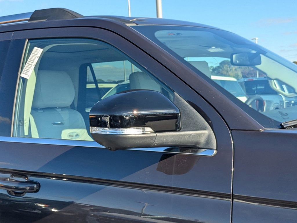 New 2025 Ford Expedition Max Platinum w/ Platinum Ultimate Package image 12