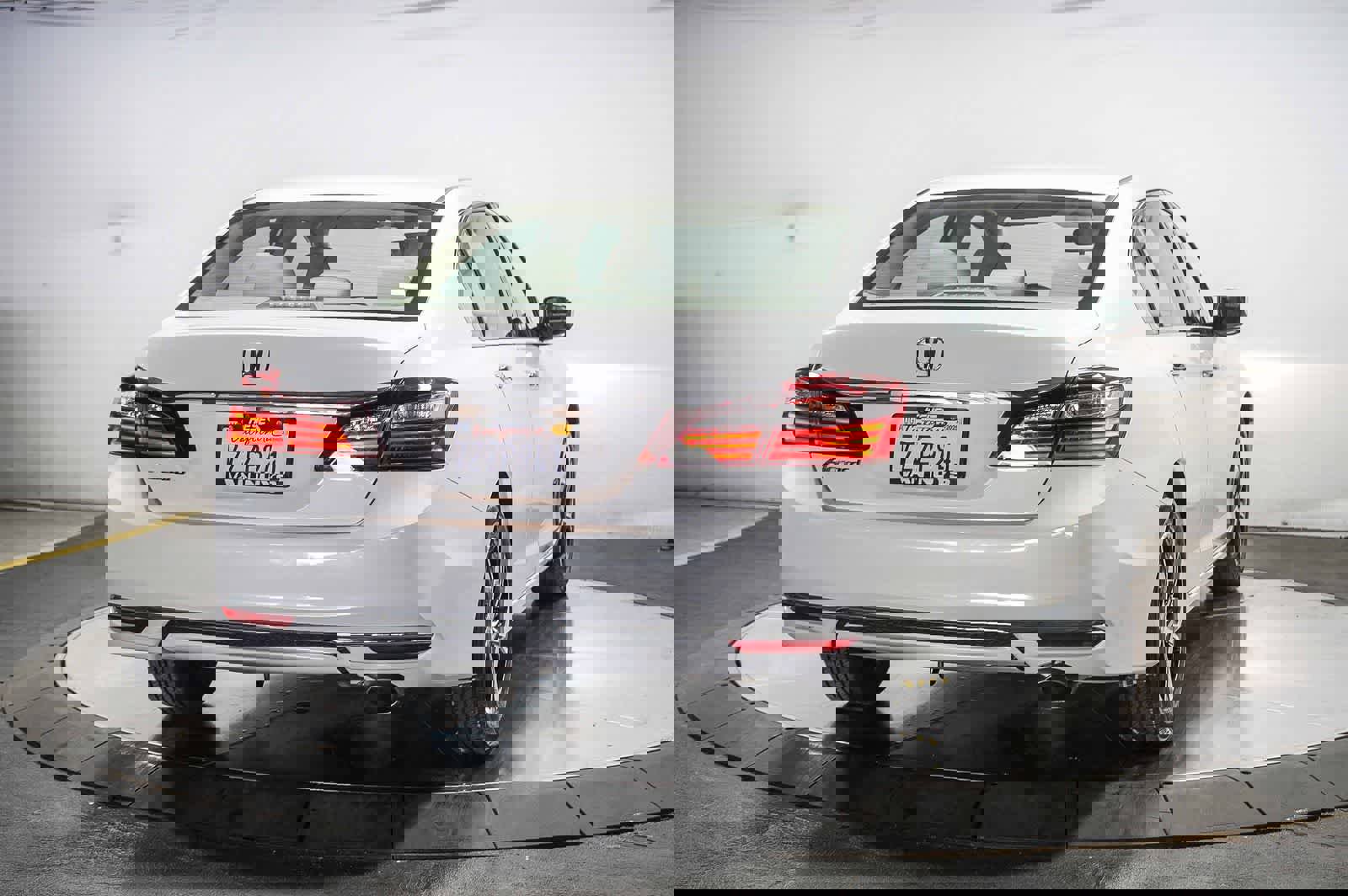 Used 2017 Honda Accord LX image 6