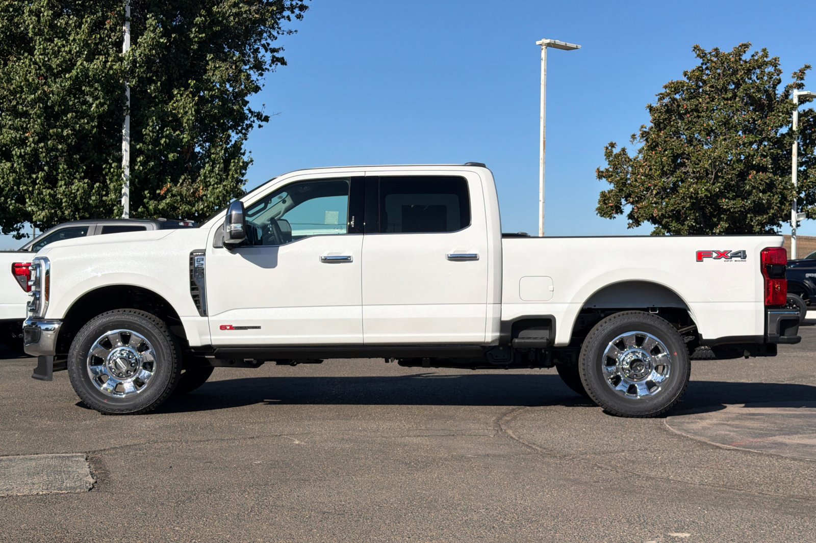 New 2027 Ford F250 Lariat w/ Chrome Package AWD/4WD image 7