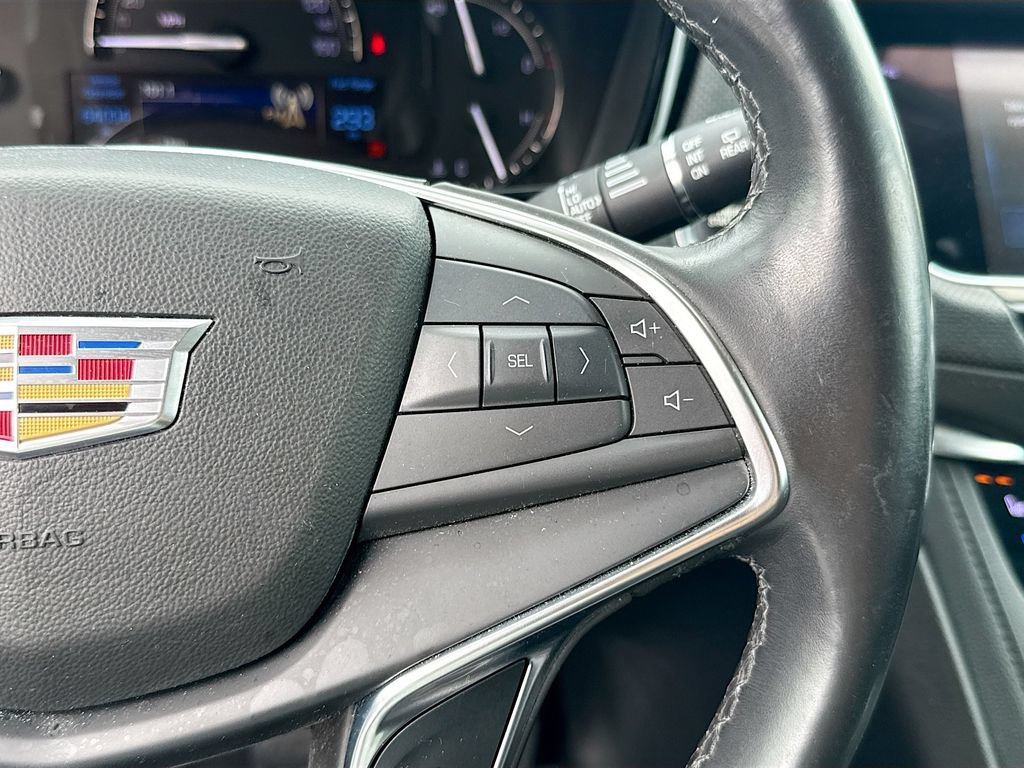 Used 2018 Cadillac XT5 Premium Luxury FWD image 39