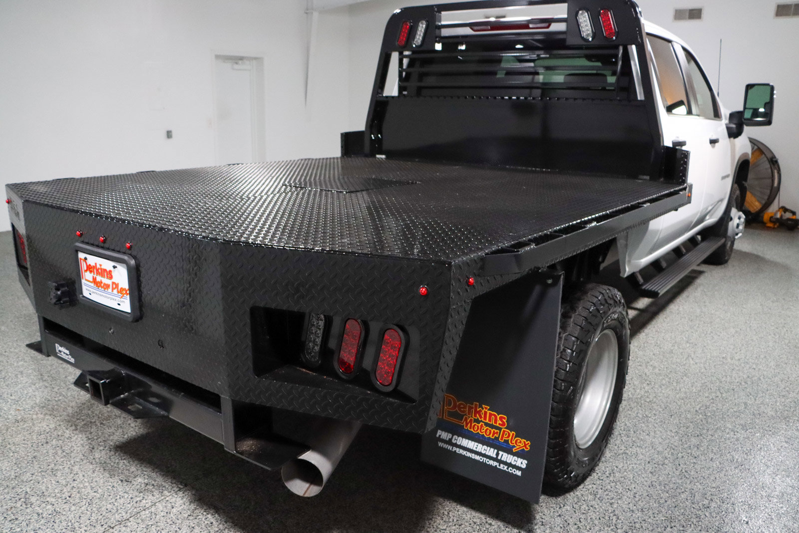 Used 2025 Chevrolet Silverado 3500 W/T w/ WT Convenience Package AWD/4WD image 7