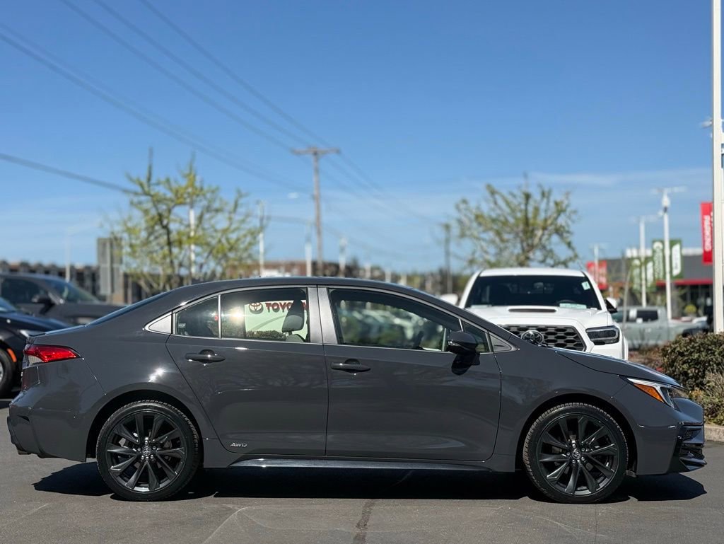 Certified 2025 Toyota Corolla SE w/ SE Premium Package image 6