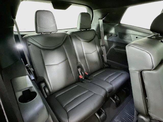 Used 2024 Cadillac XT6 Luxury AWD/4WD image 29