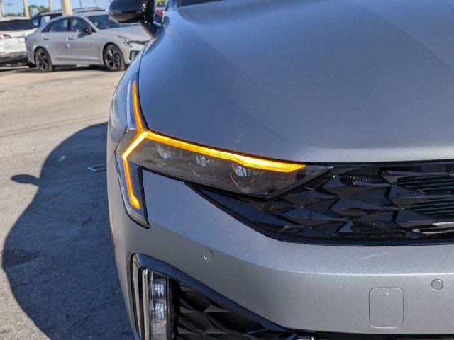 New 2027 Kia K5 GT-Line FWD image 9