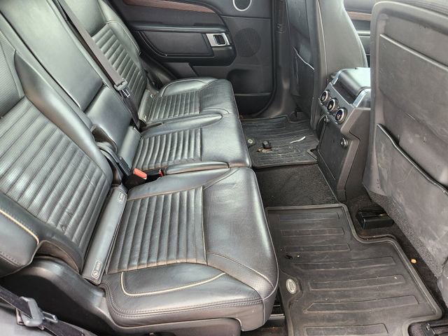 Used 2019 Land Rover Discovery HSE Luxury image 30