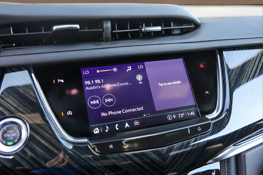 Certified 2025 Cadillac XT6 Premium Luxury FWD image 16