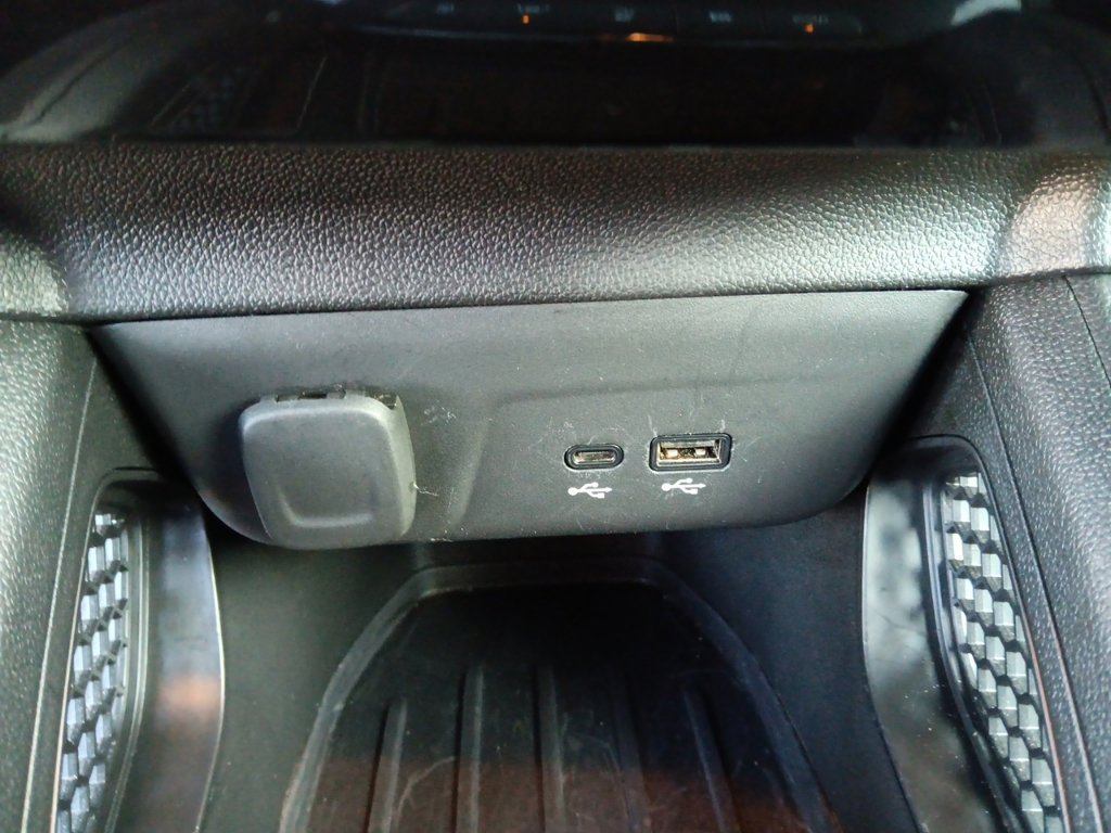 Used 2025 Chevrolet TrailBlazer LT AWD/4WD image 22