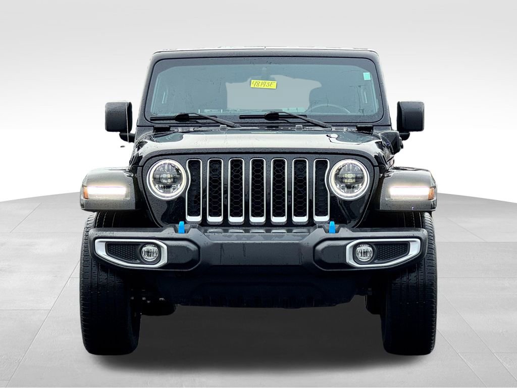 Used 2021 Jeep Wrangler Unlimited Sahara w/ Dual Top Group AWD/4WD image 2