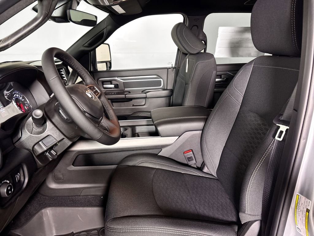 New 2026 RAM 2500 Big Horn AWD/4WD image 11