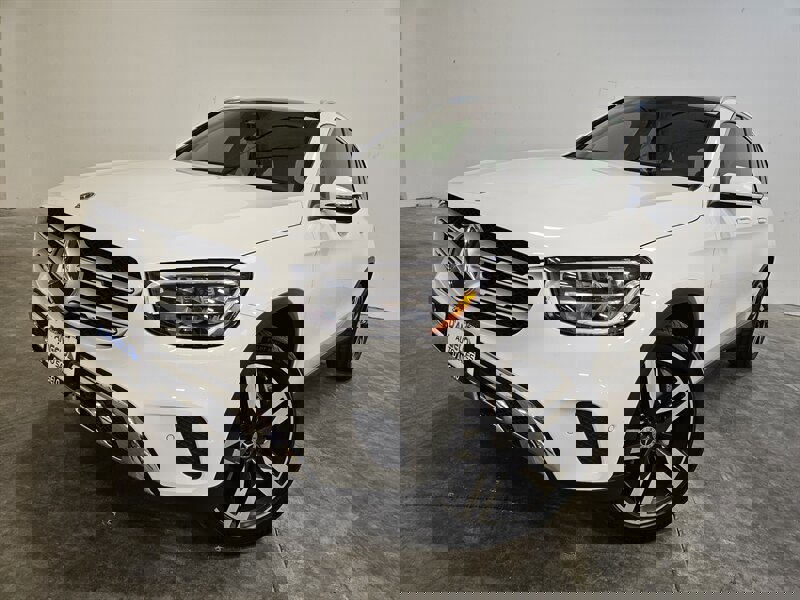 Used 2021 Mercedes-Benz GLC 300 4MATIC image 21
